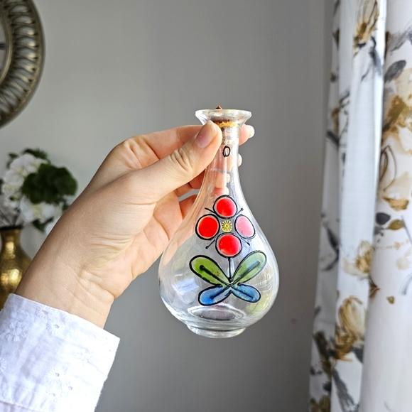 Antique Handpainted Glass Cruet Set Red Flowers, Wood Stoppers, Made in Japan - Picture 6 of 13
